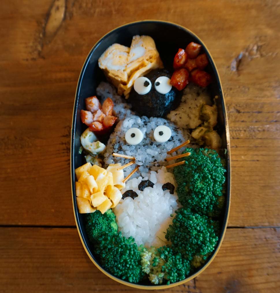 Learning how to craft the perfect kawaii Bento Box with Traveling Spoon -  Traveling Honeybird